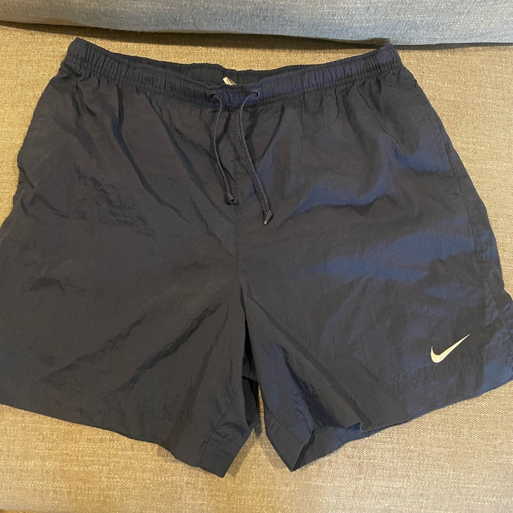 VINTAGE Nike above the knee nylon shorts
